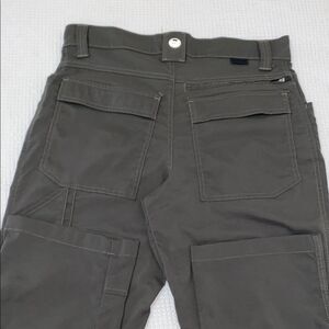 Wrangler Men's Gray Cargo Straight Legs Pants